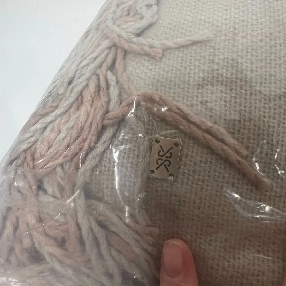 Soia & Kyo Miku Colorblocked Woven Pink Cream Knit Scarf with Fringe New in Pack
